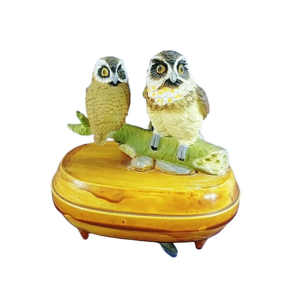 Music Box Handmade Cast Resin Owls on Perch "Born Free" Tune 1986 Vintage